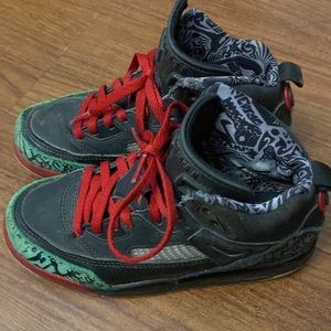 Nike Air Jordan Spizike Black Varsity Red Classic Green